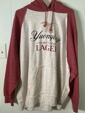 Yuengling SZ L Two-Tone Raglan Hoodie - Cream and Burgandy Vintage